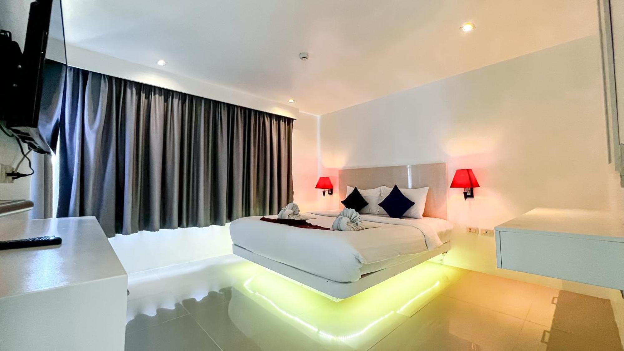 Grand Sunset Hotel Phuket Karon Екстер'єр фото