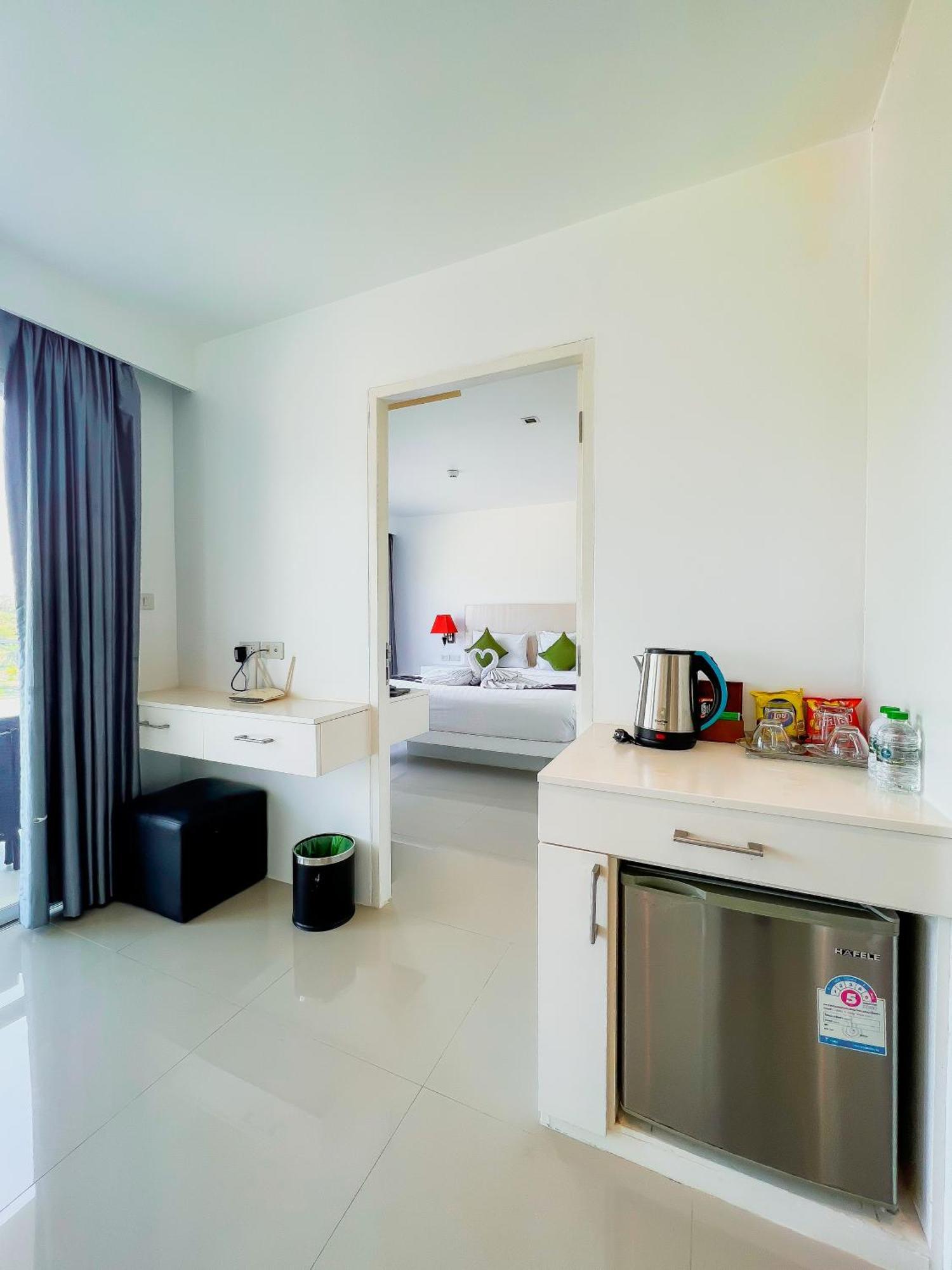 Grand Sunset Hotel Phuket Karon Екстер'єр фото