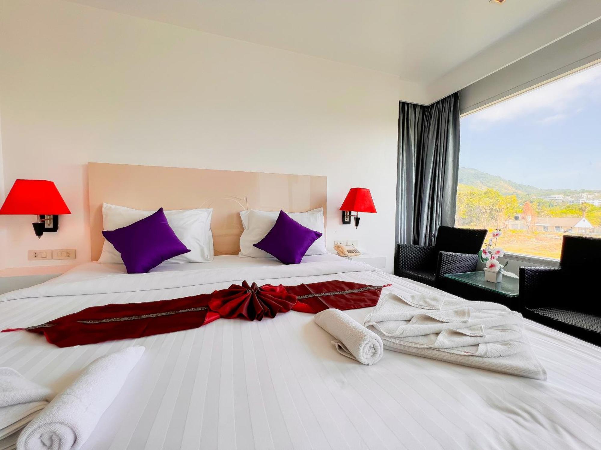 Grand Sunset Hotel Phuket Karon Екстер'єр фото
